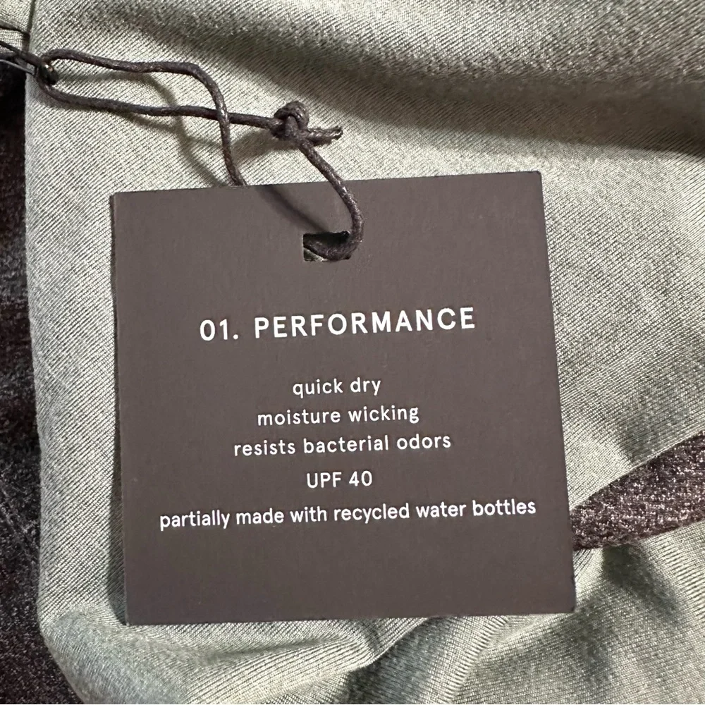 01.ALGO AlgoFlex Willis Colorblock
Lightweight Performance Hoodie Mens Med. NWT - Picture 7 of 10
